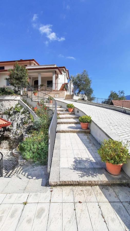 Casa Elisabetta Shortlets Apartment Caposele Exterior photo
